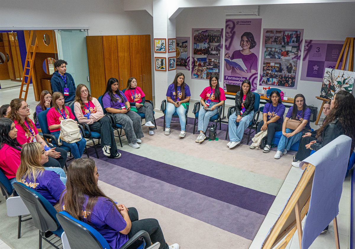 Roda de conversa com os participantes